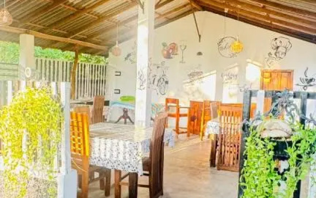 Suriya cottage Habarana