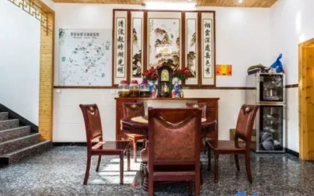 Wuyuan Jiangling Garden Hostel