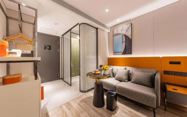 Atour Hotel Wangfujing Pedestrian Street