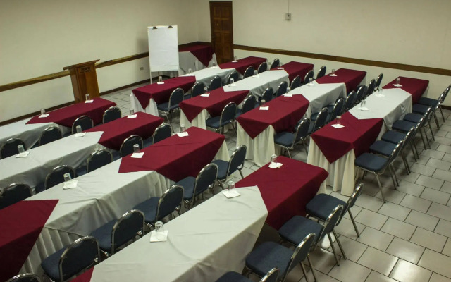 Novo Hotel & Suite