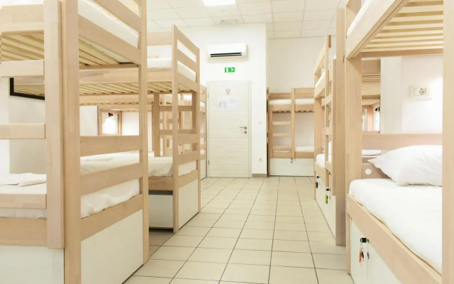 Gravitas Hostel