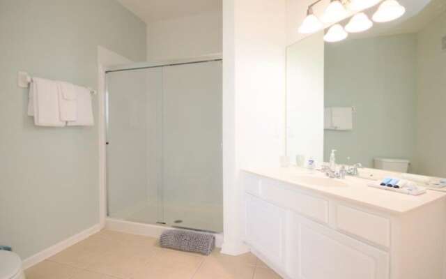 Vista Cay Star 3 Bedroom Condo by Redawning