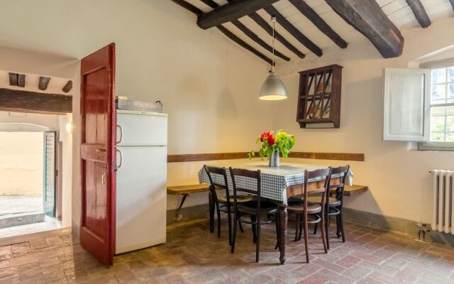 Rustic Farmhouse Stay, Carmignano