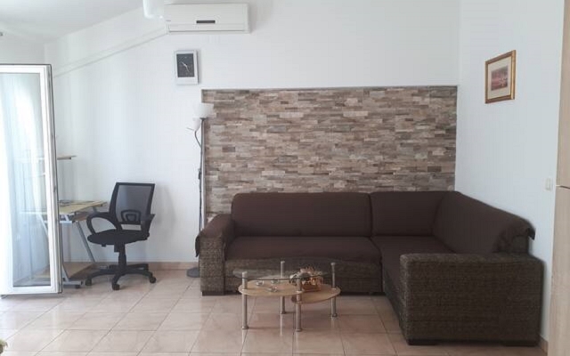 Apartment Tome - sea view : A1 Tisno, Island Murter