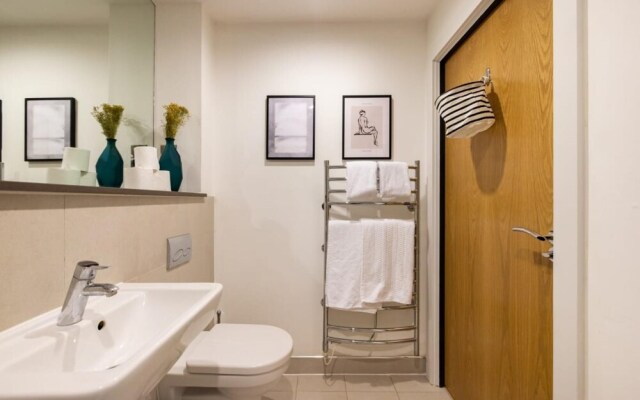 The London Secret - Captivating 2bdr Apartment With Terrace