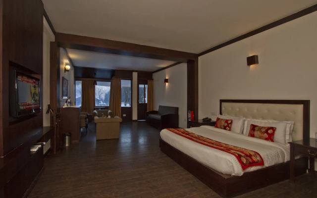 The Whispering Inn Resort & Bar Old Manali