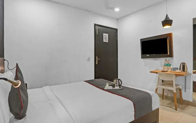 Townhouse 475 Nangal Raya Pankha Road