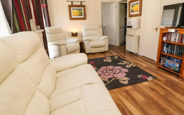3 Rosecraddoc Lodge