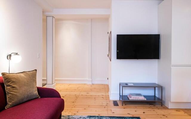 Town Hall apartments by Daniel&Jacob’s