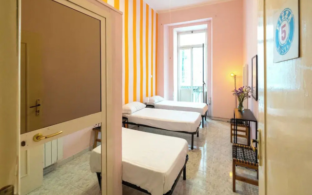 Naples Pizza Hostel