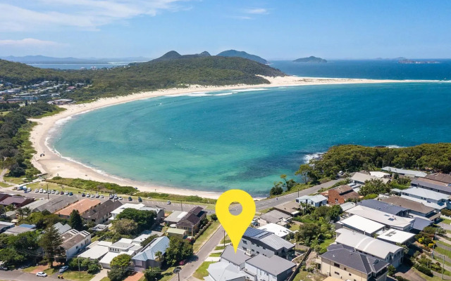 Fingal Bay View Unit 1 16 Tuna Crescent