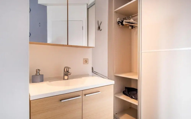 Vitalo 401 With sea View Located on the Dike
