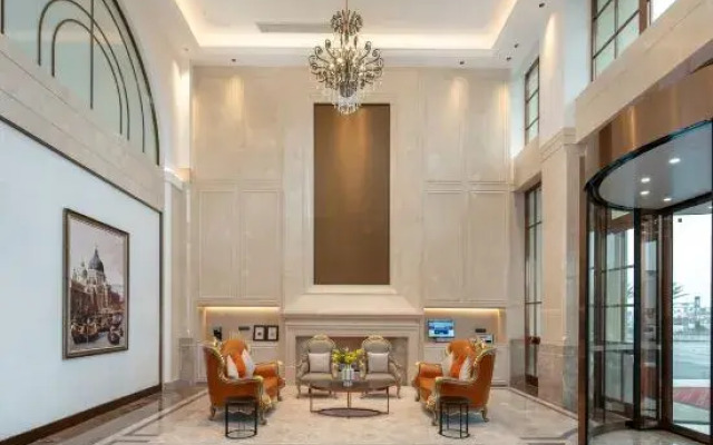 Vienna International Hotel (Sangzhi Dongpo Building Branch)