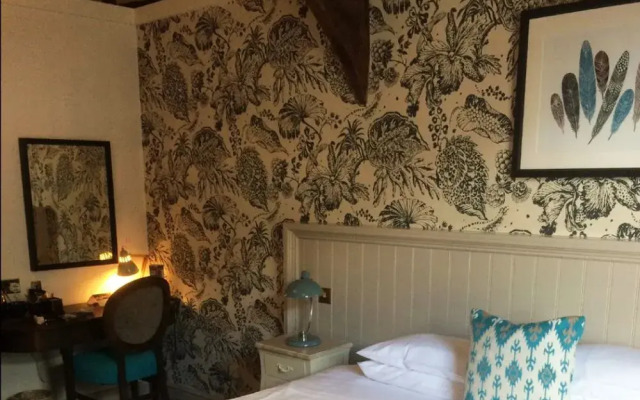 White Hart Hotel by Greene King Inns