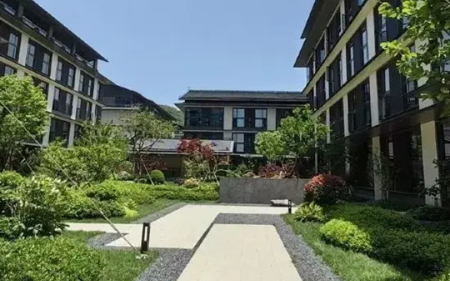 Zhoushan Zhujiajian Greentown Zhen Ru Bay Lanting Homestay