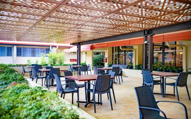 Highlander Hotel