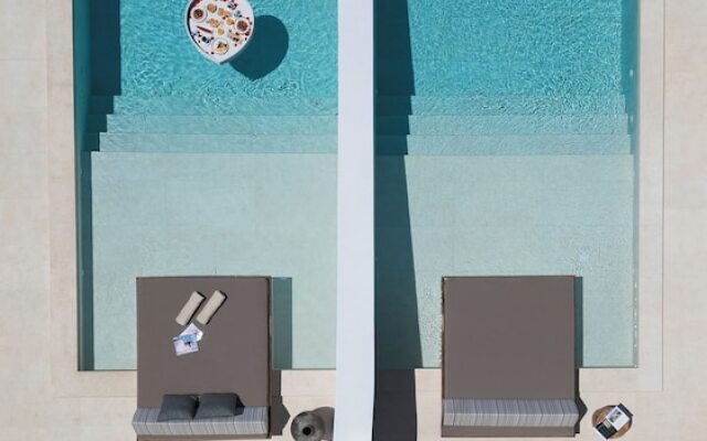 Omna Caldera Suites