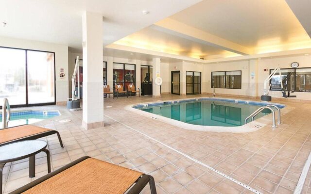 Courtyard by Marriott Kansas City East/Blue Springs