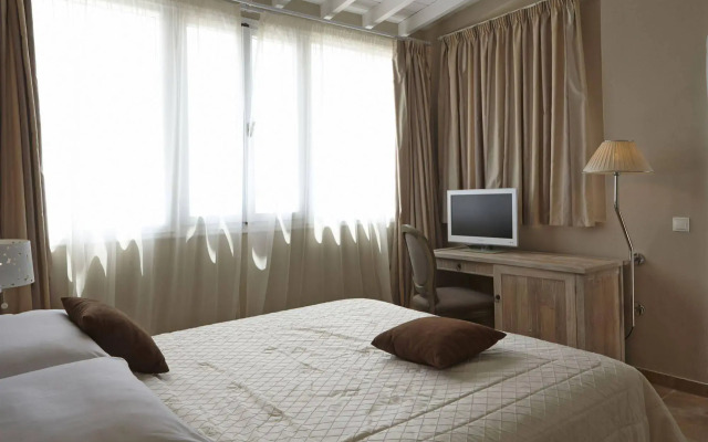 Orizontes Hotel Santorini