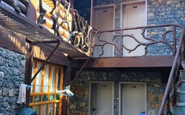 Yulong Suiyuan Chinese Inn – Exterior – Lijiang