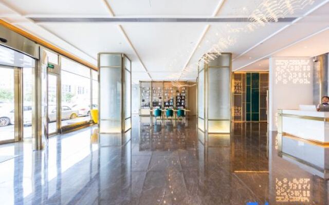 Paco Hotel (Guangzhou South Railway Station Panyu Changlong Branch)
