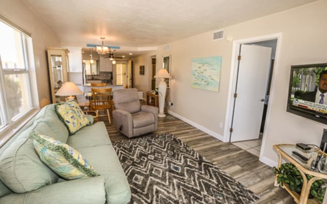 Estero Sands 204