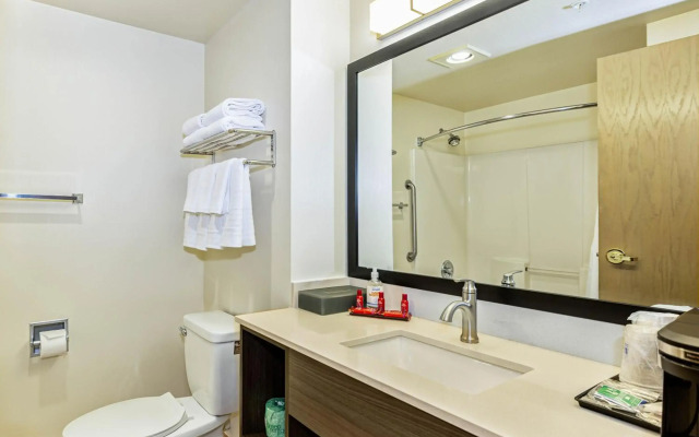 Surestay Plus Hotel By Best Western Seatac Airport