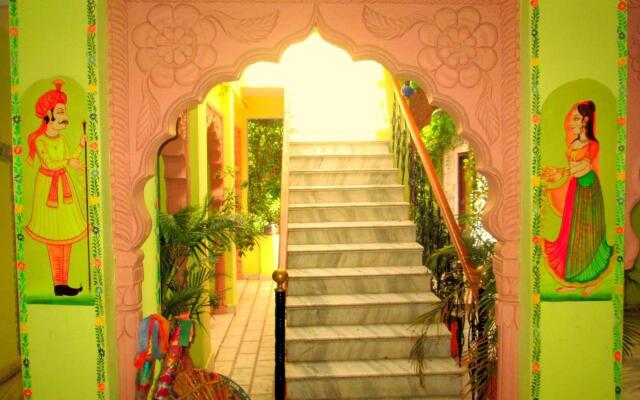 Hotel Bharatpur Palace