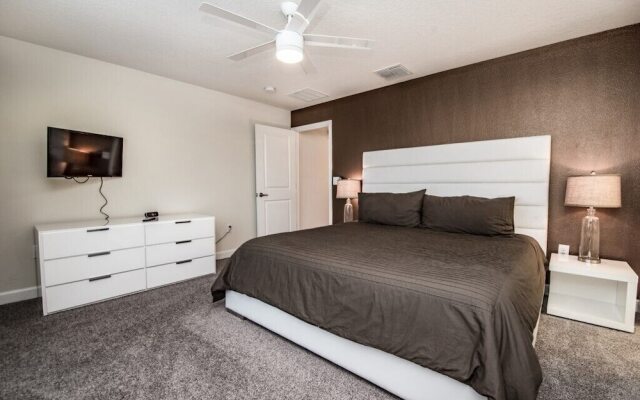 1590mv 4 Bedroom Townhouse