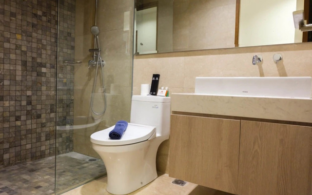 Spacious Elegant 3br Veranda Residence @ Puri Apartment