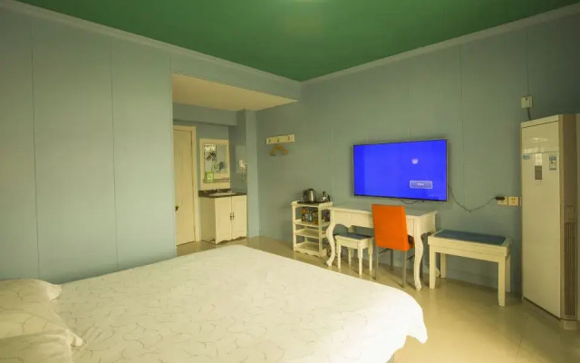 Milan Apartment (Zhumadian Haiyun Branch)