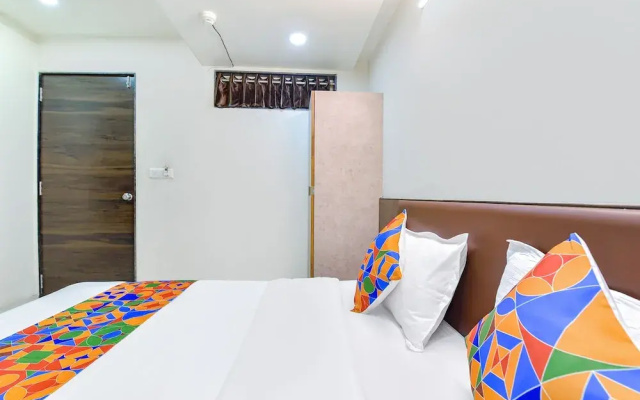 Hotel Crystal By OYO Rooms