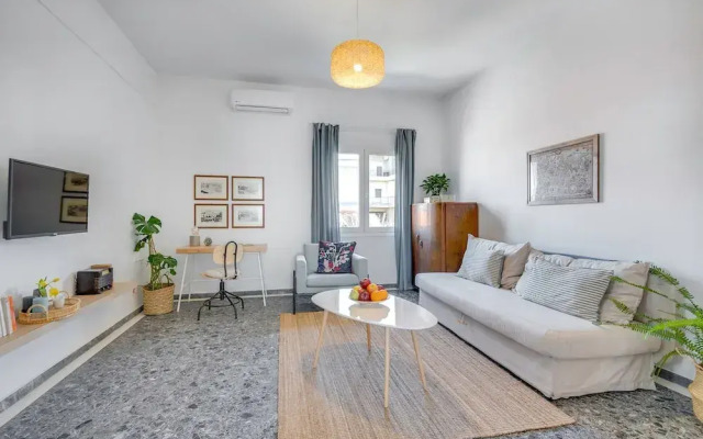 Sea City and Mountain View Apartment