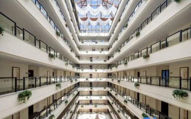 Taoji Seaview Hotel – Exterior – Qionghai