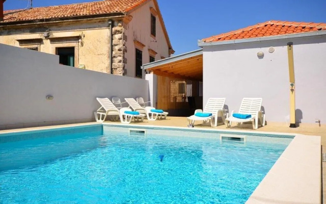 Holiday Home Belmondo