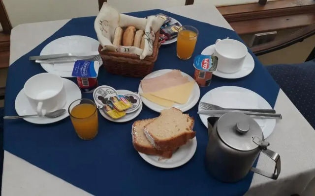 Hotel 3 Poniente