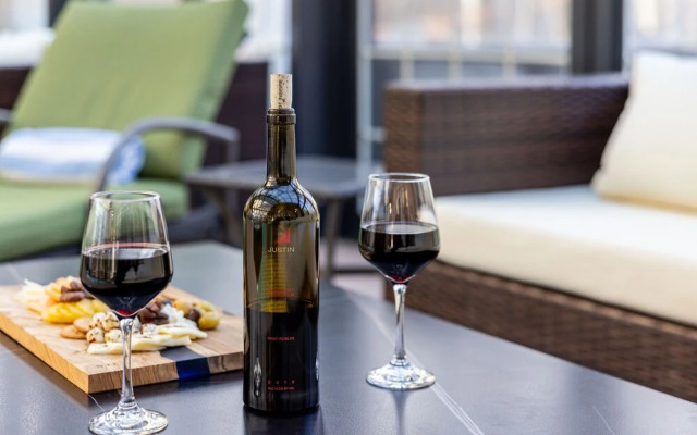 Chateau Merrimack Resort & Spa