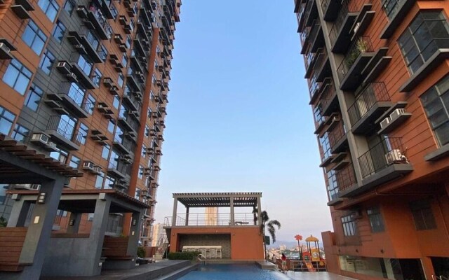 Remarkable 2-bedroom Condo Unit in Quezon City
