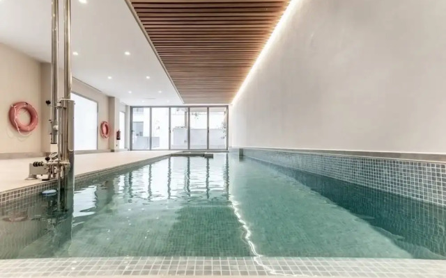 Lusciano - 2 Bedrooms Pool and gym in Almagro