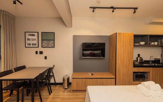 Sky Design Alphaville Housi by Anora