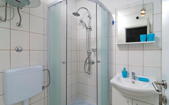 Stunning Apartment in Bol With 1 Bedrooms and Wifi