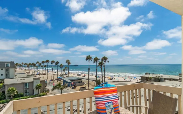 Pier View Escape