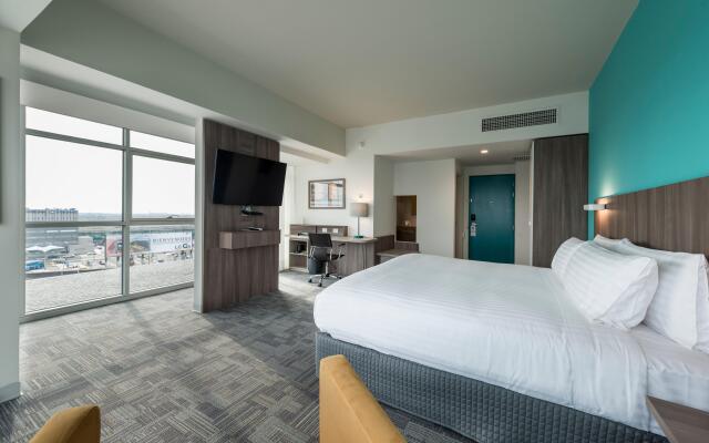 Holiday Inn Lima Airport by IHG