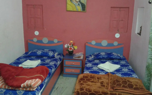 Jag Niwas Guest House – Guest Rooms – Udaipur
