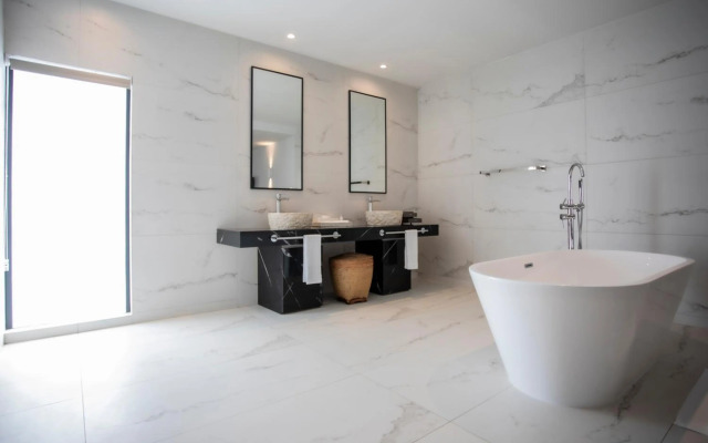 Sea Diamond Boutique Hotel & Spa by Sea Resorts