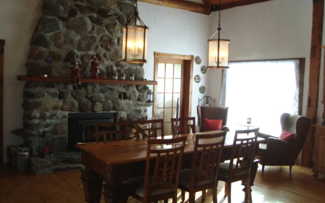 Ancestral Knowlton B&B