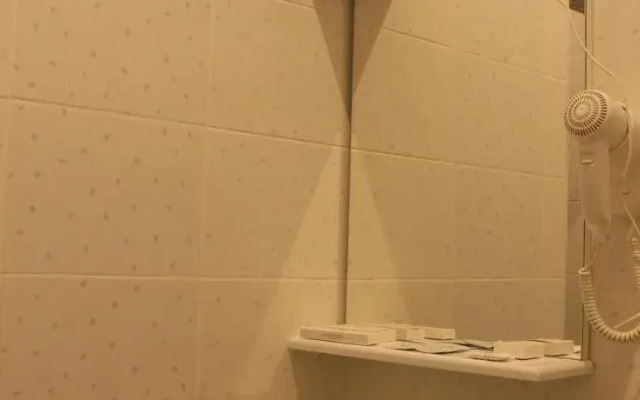 Отель Атлас