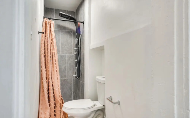 Near UNM & ABQ Biopark: East Dtwn Studio