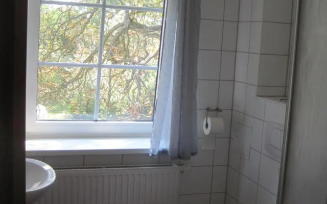 Ländliche 1-Raumwohnung im Park