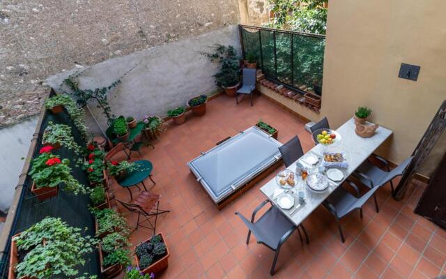 B&B S. Trinità 18 Suites & Rooms